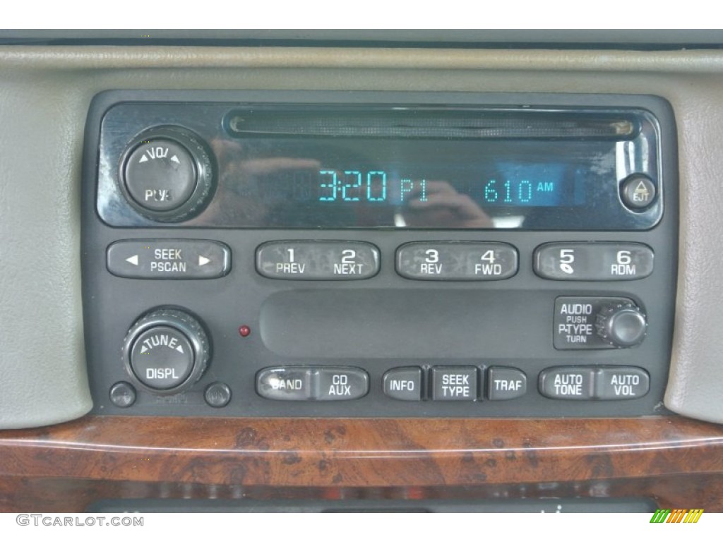 2004 Chevrolet Impala LS Audio System Photos