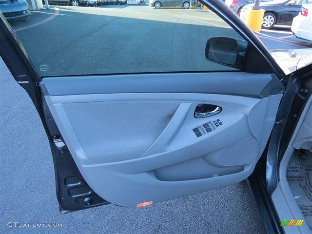 2011 Camry LE - Magnetic Gray Metallic / Ash photo #28