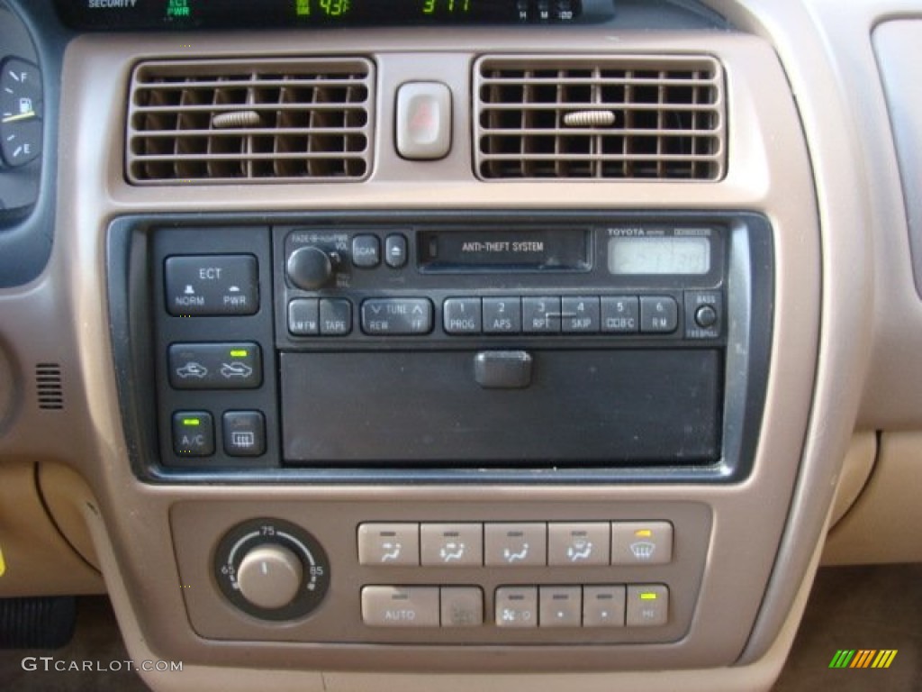 1995 Toyota Avalon XLS Controls Photo #80668083