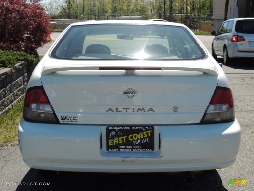 1999 Altima SE Limited - Cloud White / Blond photo #5