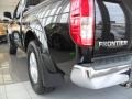 Super Black - Frontier SE King Cab 4x4 Photo No. 9