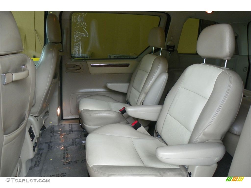 2002 Ford Windstar Limited Rear Seat Photo #80673444