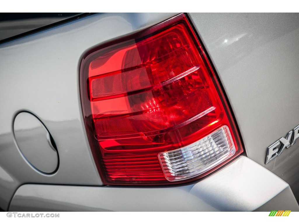 2003 Expedition XLT - Silver Birch Metallic / Flint Grey photo #29