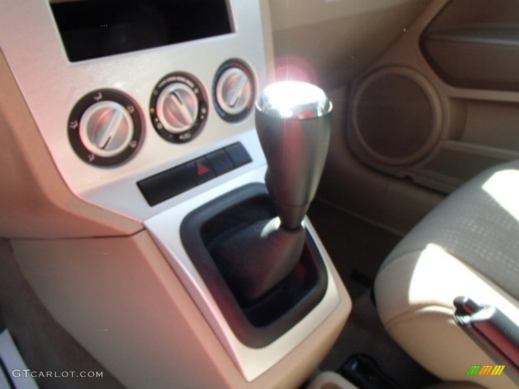 2007 Dodge Caliber SXT 5 Speed Manual Transmission Photo #80680631