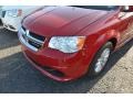 Redline 2 Coat Pearl - Grand Caravan SXT Photo No. 5