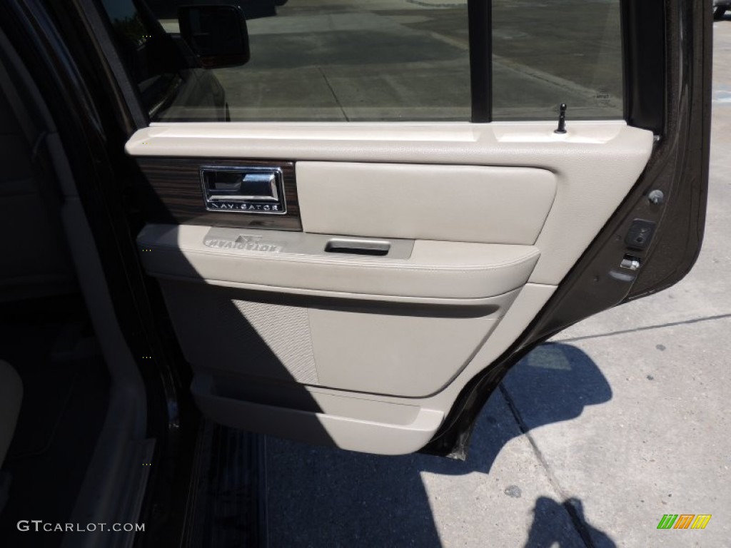 2008 Navigator Luxury - Stone Green Metallic / Camel/Sand Piping photo #14