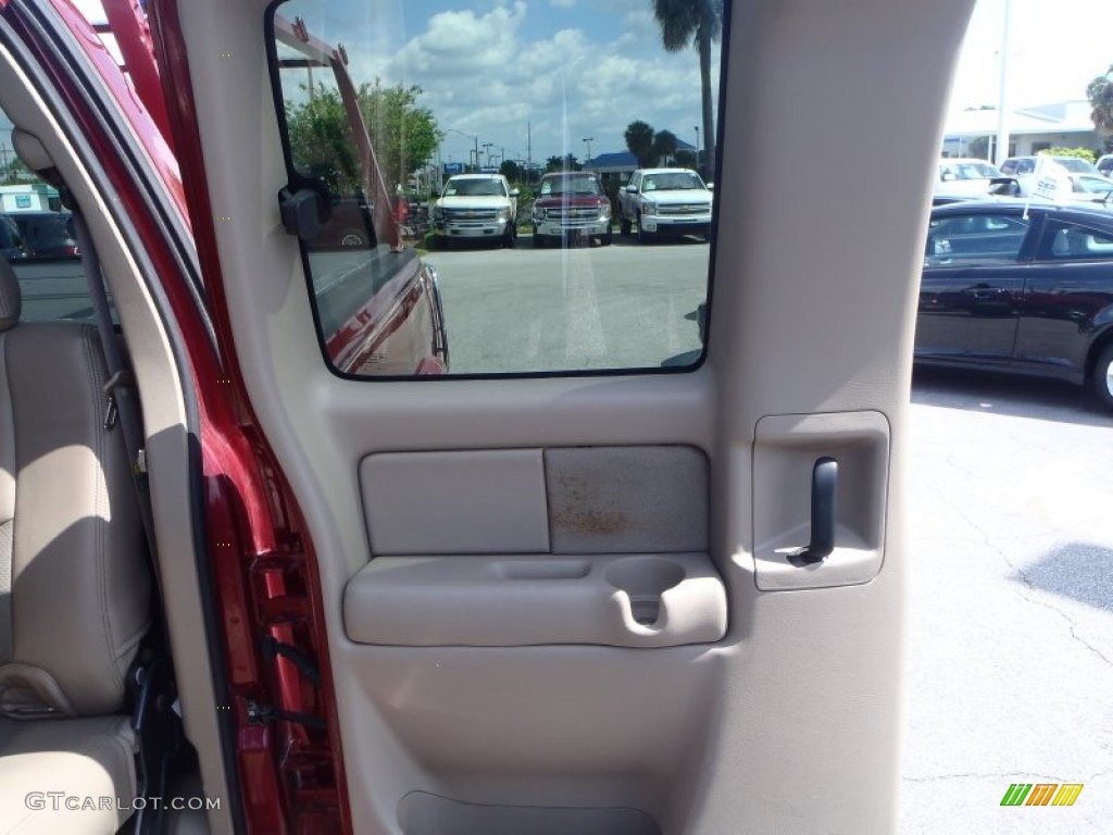 2005 Silverado 2500HD LT Extended Cab - Sport Red Metallic / Tan photo #21