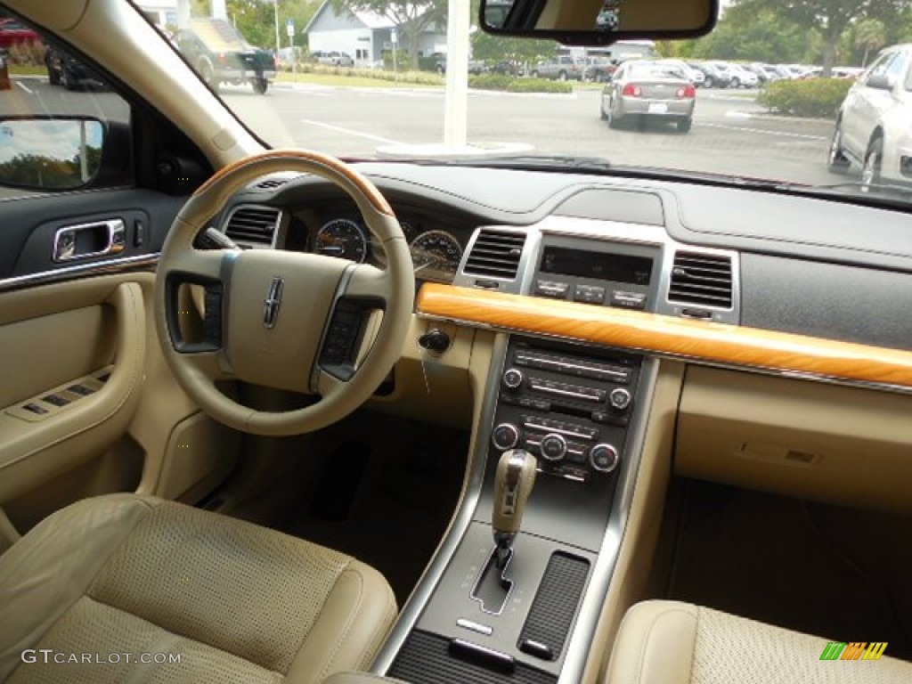 2009 Lincoln MKS Sedan Light Camel Dashboard Photo #80682997