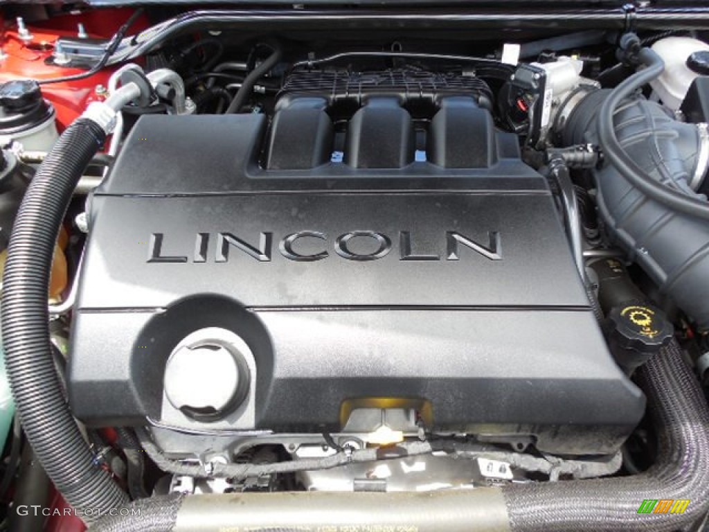 2009 Lincoln MKS Sedan Engine Photos
