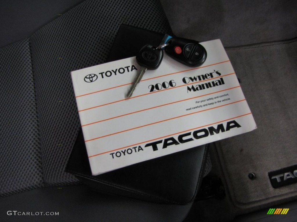 2006 Tacoma V6 TRD Sport Double Cab 4x4 - Super White / Graphite Gray photo #28