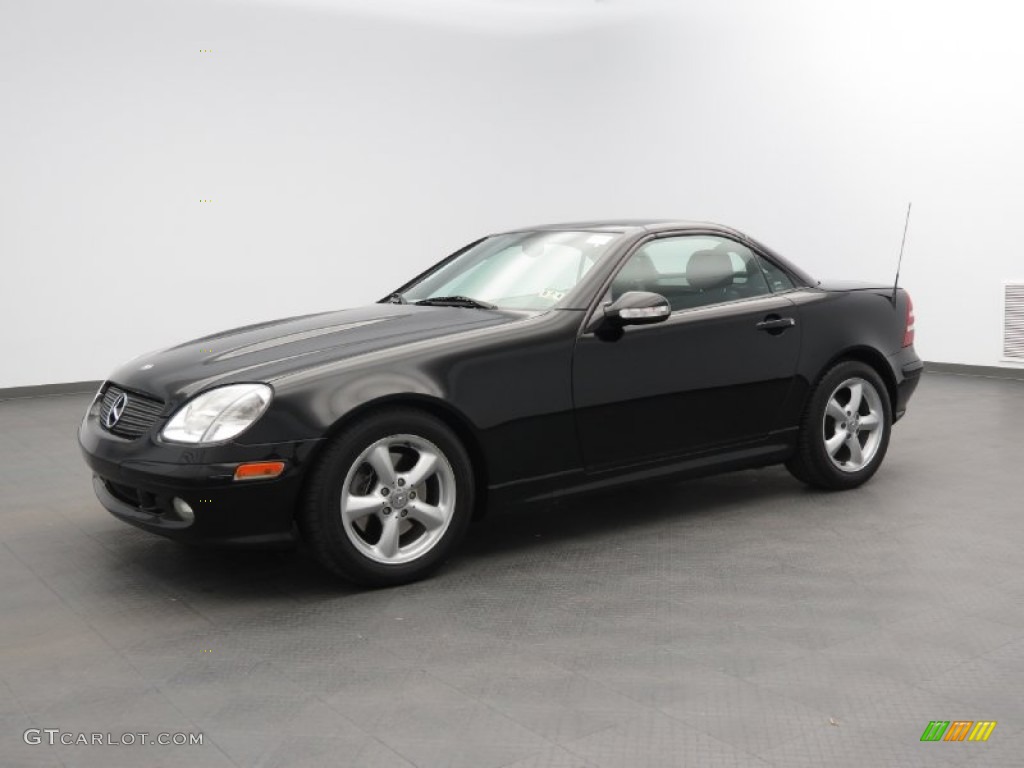 Black Mercedes-Benz SLK