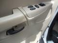 Oxford White - E Series Van E350 XLT Passenger Photo No. 19