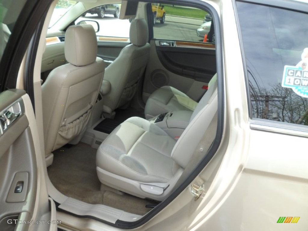 2007 Chrysler Pacifica Limited Rear Seat Photo #80687682