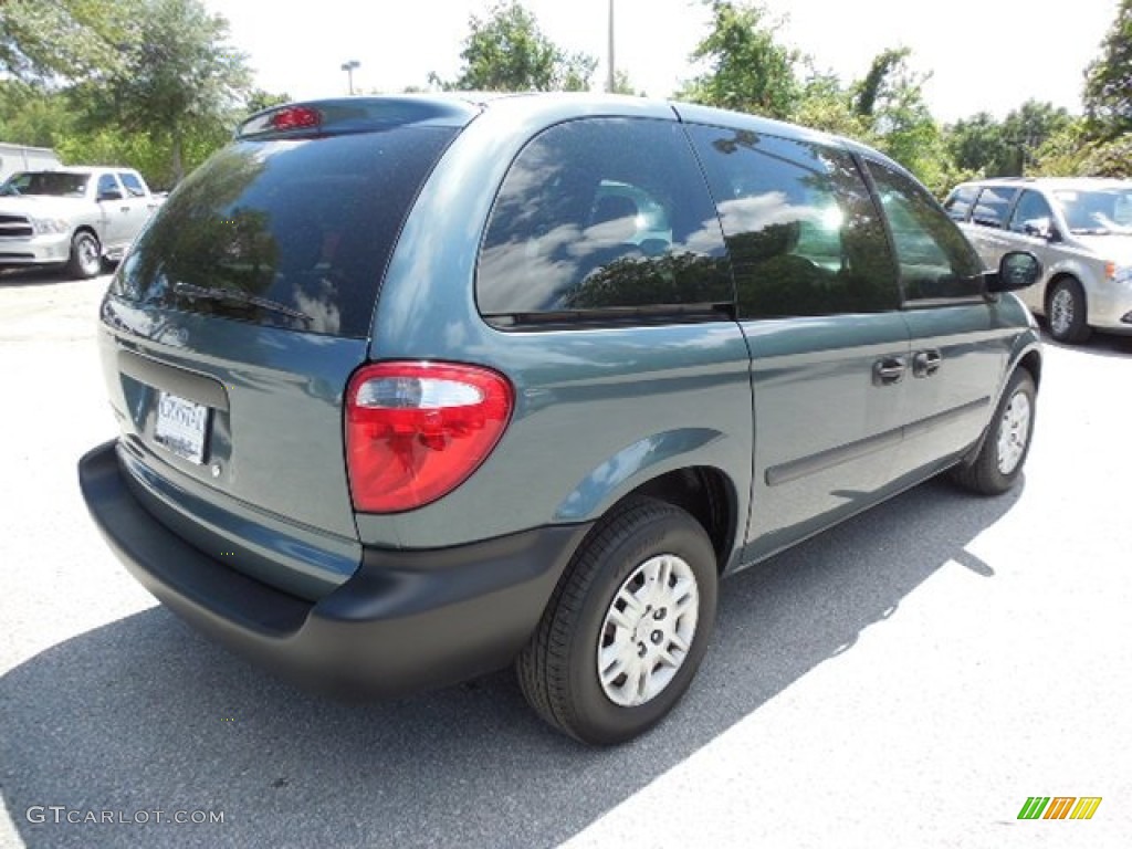 2007 Caravan SE - Magnesium Green Pearl / Medium Slate Gray photo #10