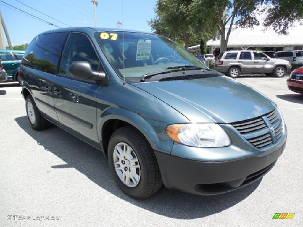 2007 Dodge Caravan SE Exterior Photos