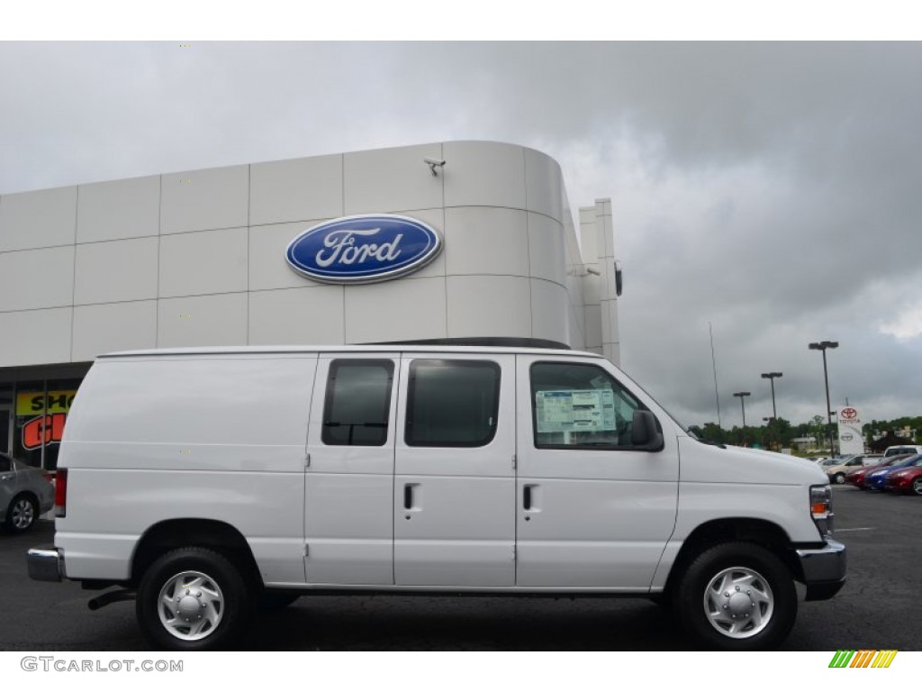 Oxford White 2013 Ford E Series Van E250 Cargo Exterior Photo #80688178