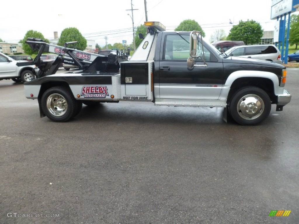 2002 Sierra 3500 SL Regular Cab Tow Truck - Onyx Black / Pewter photo #2