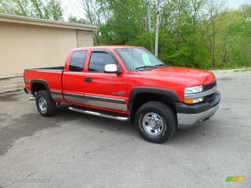 2002 Silverado 2500 LS Extended Cab 4x4 - Victory Red / Graphite photo #8