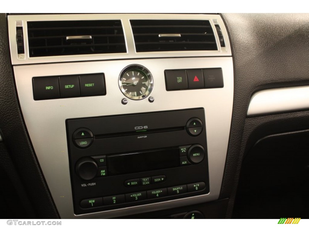 2006 Mercury Milan V6 Premier Controls Photo #80690036