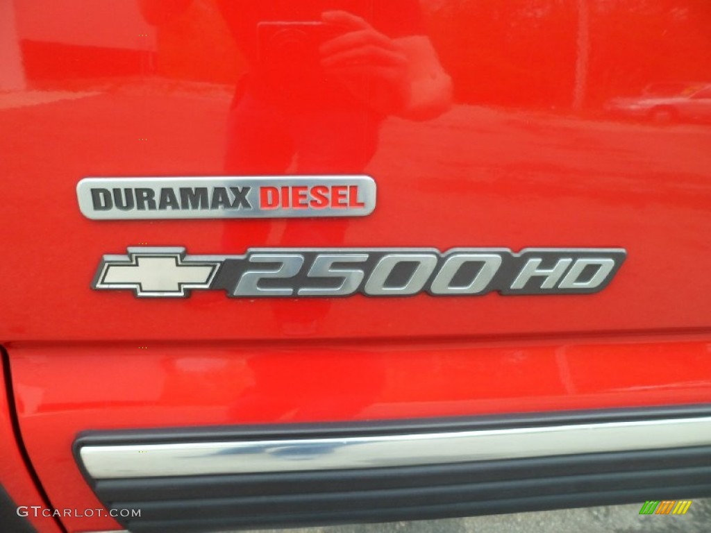 2002 Chevrolet Silverado 2500 LS Extended Cab 4x4 Marks and Logos Photo #80690051
