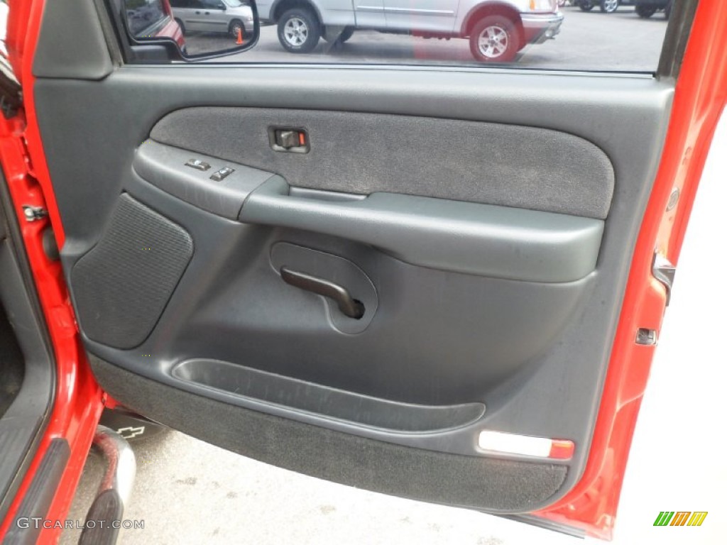 2002 Chevrolet Silverado 2500 LS Extended Cab 4x4 Graphite Door Panel Photo #80690144