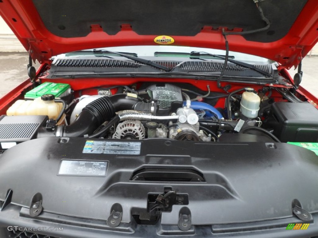 2002 Chevrolet Silverado 2500 LS Extended Cab 4x4 Engine Photos