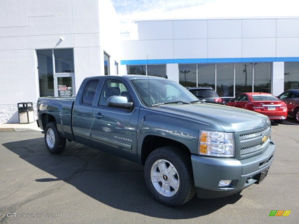 2010 Silverado 1500 LT Extended Cab 4x4 - Blue Granite Metallic / Ebony photo #1