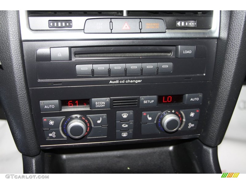 2008 Audi Q7 3.6 Premium quattro Controls Photo #80691908