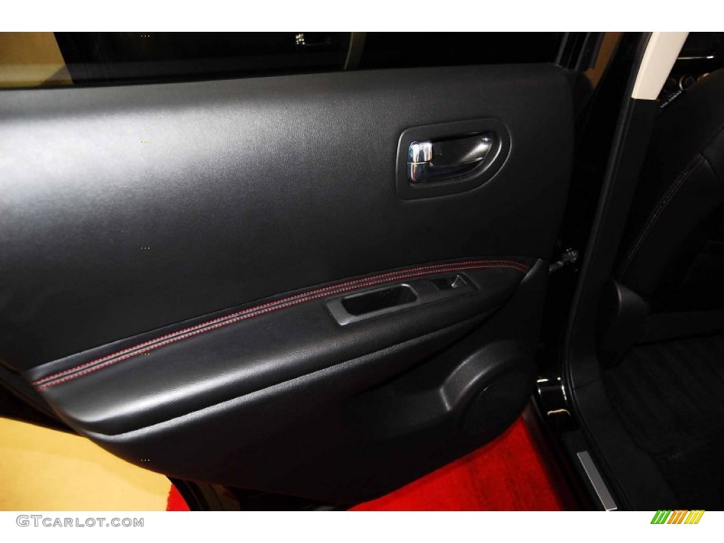 2011 Rogue SL - Wicked Black / Black photo #14