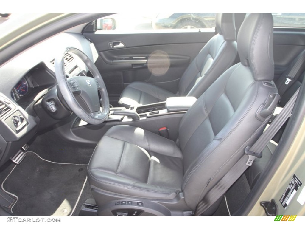 2010 Volvo C30 T5 R-Design Front Seat Photos