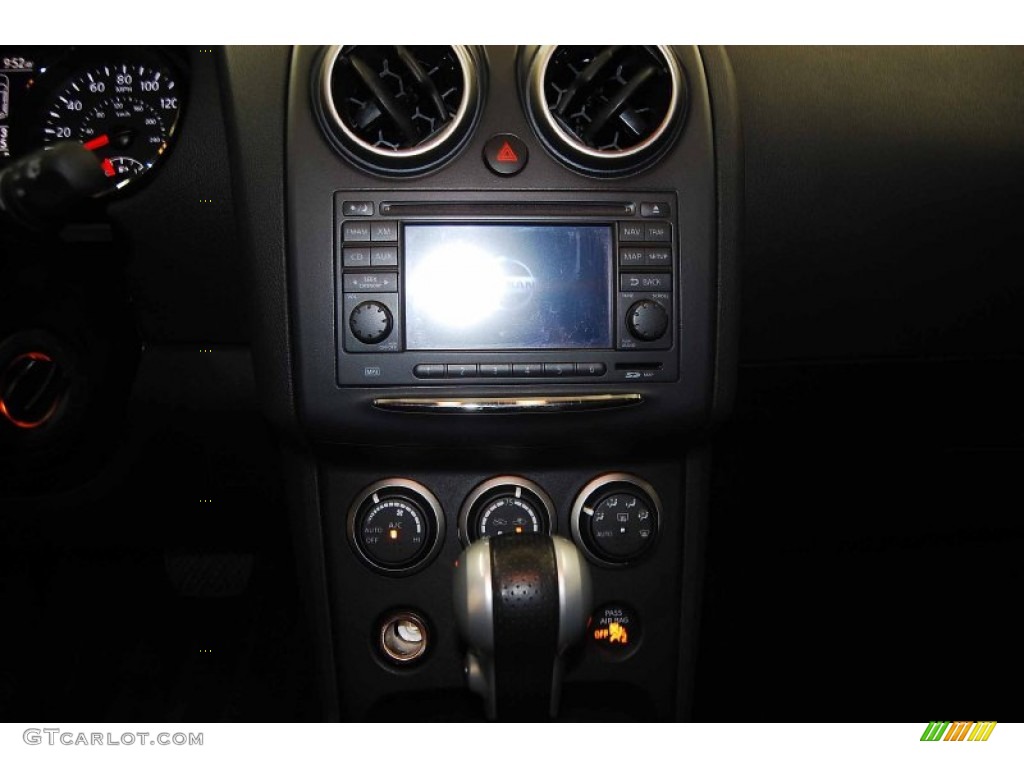 2011 Rogue SL - Wicked Black / Black photo #23