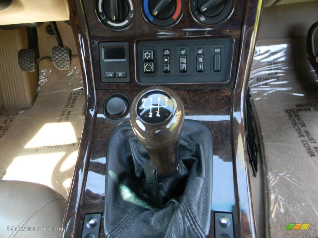 1999 BMW Z3 2.3 Roadster Transmission Photos