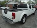 Avalanche White - Frontier SE Crew Cab 4x4 Photo No. 3