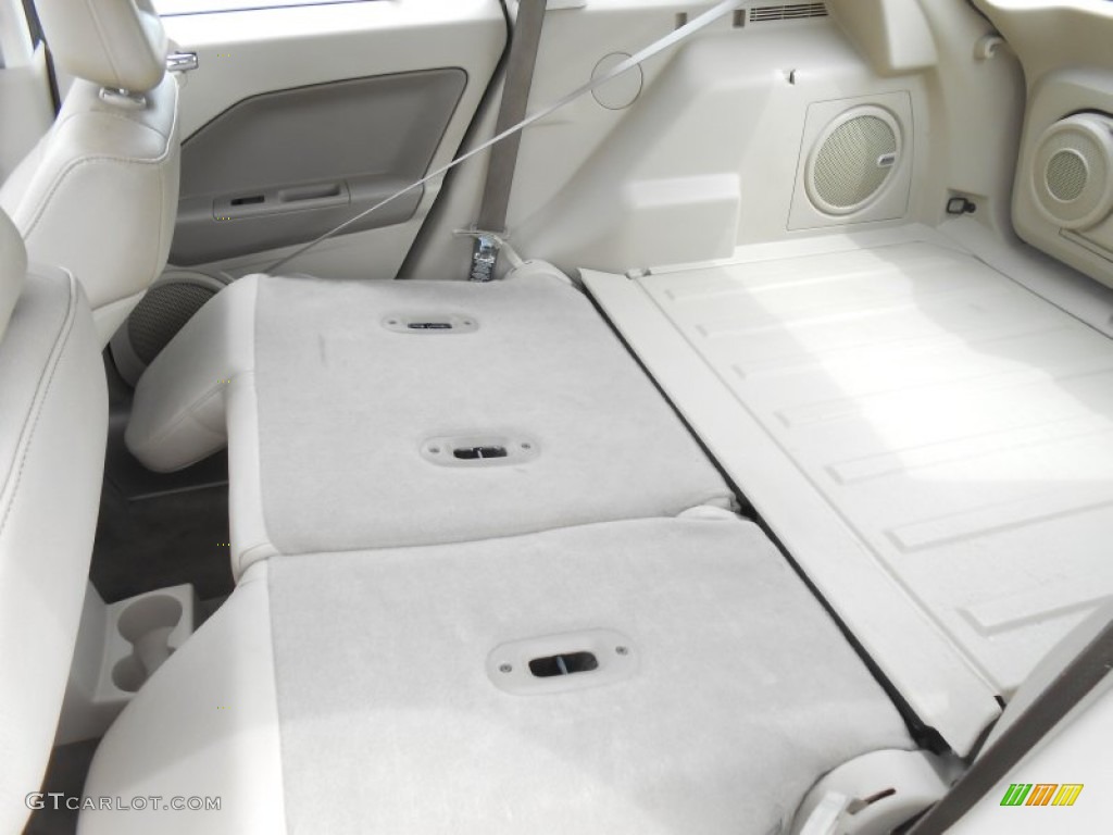 2007 Dodge Caliber R/T AWD Trunk Photo #80696985
