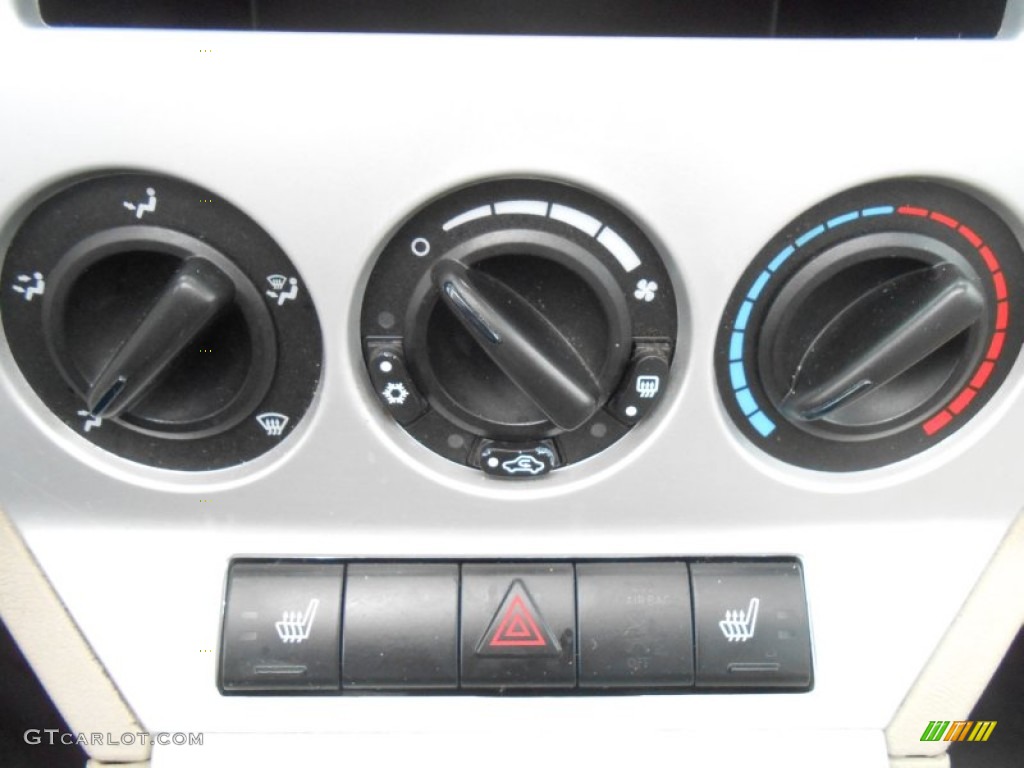 2007 Dodge Caliber R/T AWD Controls Photo #80697278