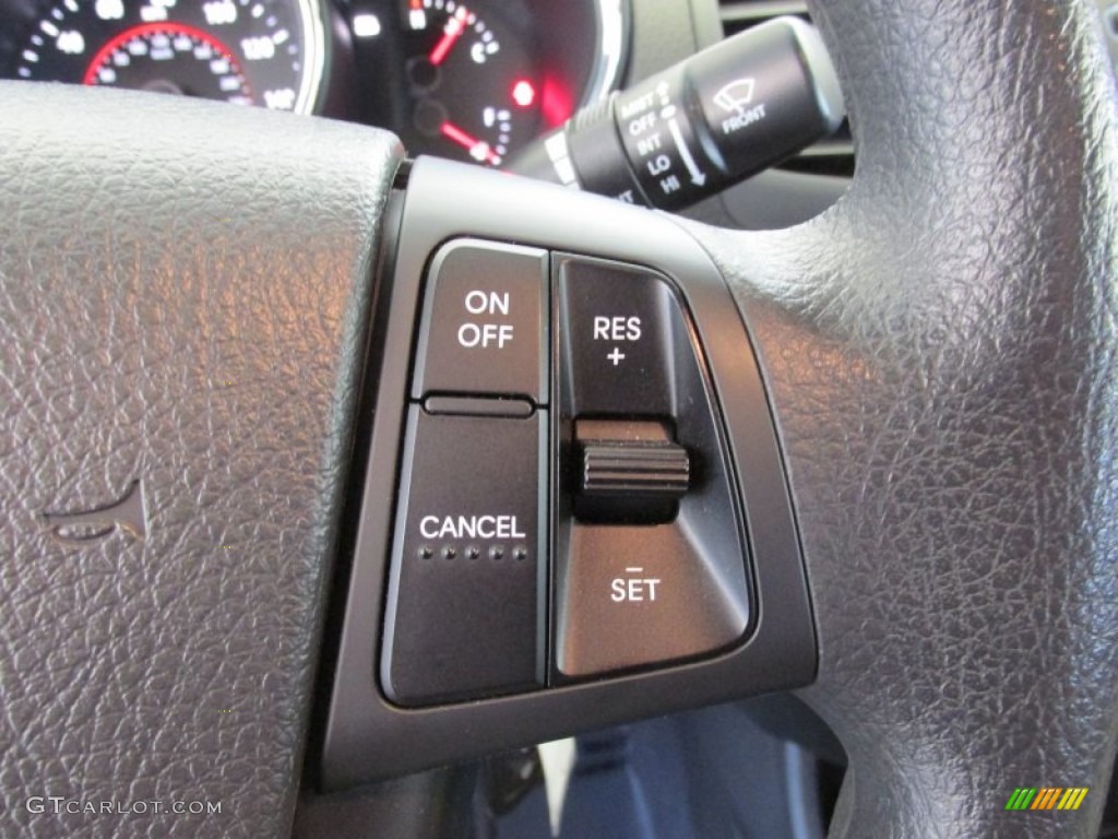 2011 Kia Sorento LX AWD Controls Photo #80698915
