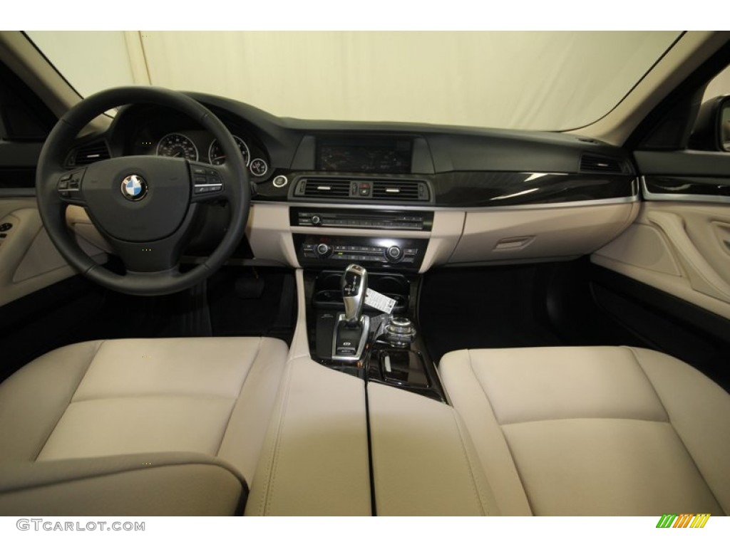 2011 BMW 5 Series 535i Sedan Venetian Beige Dashboard Photo #80699045