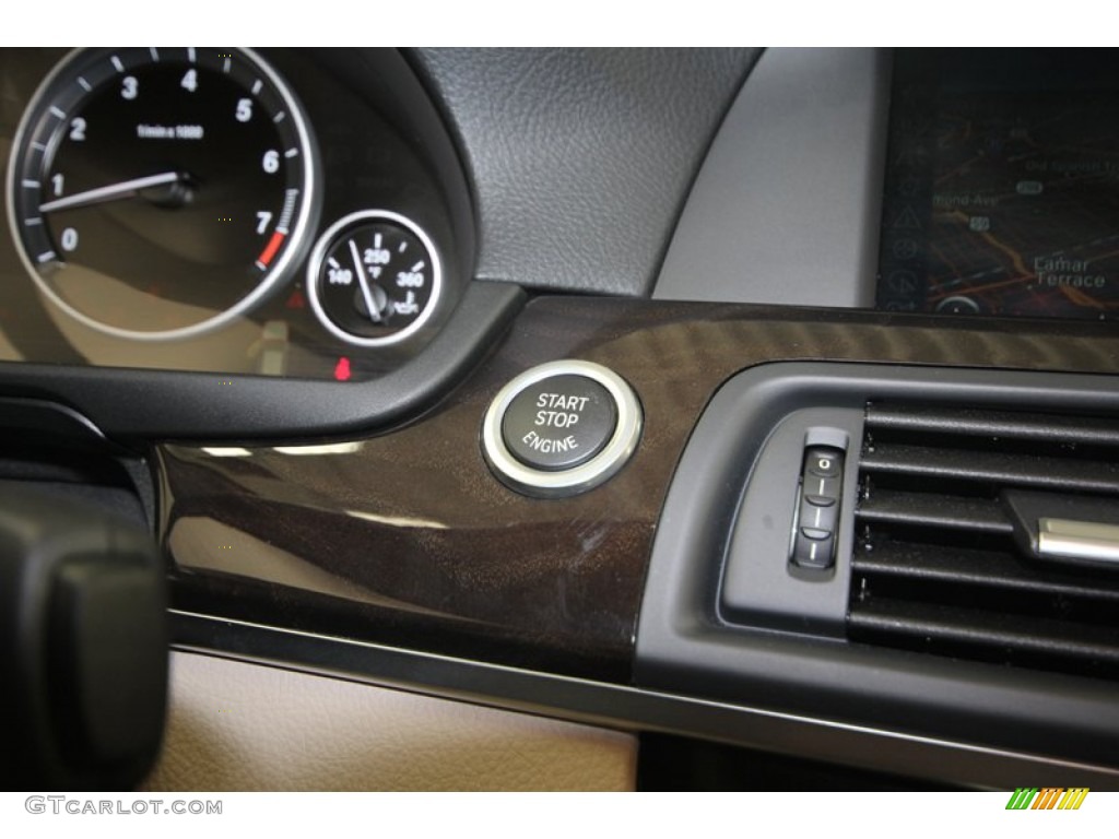 2011 BMW 5 Series 535i Sedan Controls Photo #80699604