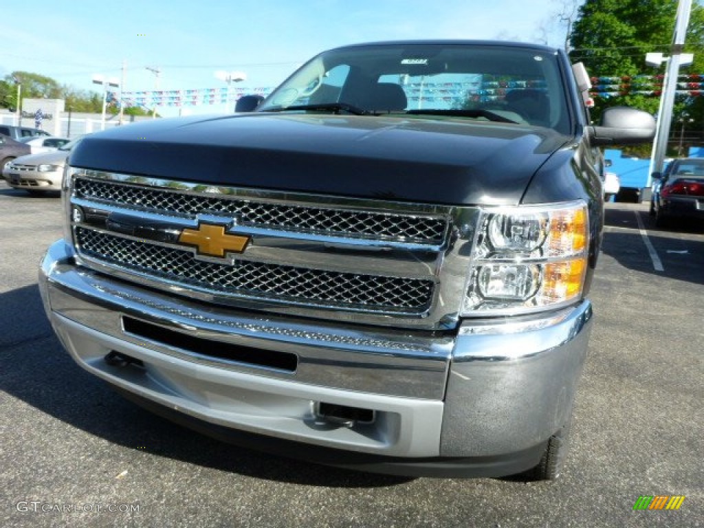 2013 Silverado 1500 Work Truck Regular Cab 4x4 - Black / Dark Titanium photo #8