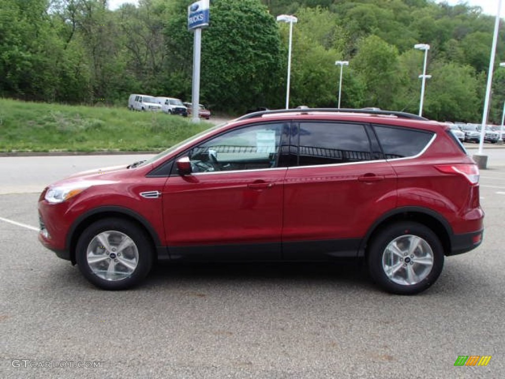 2013 Escape SE 1.6L EcoBoost 4WD - Ruby Red Metallic / Charcoal Black photo #5