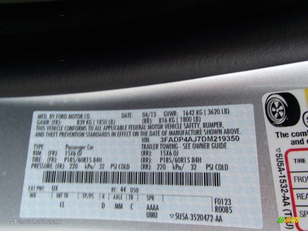 2013 Fiesta S Sedan - Ingot Silver / Charcoal Black/Light Stone photo #20