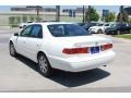 2000 Super White Toyota Camry LE  photo #5