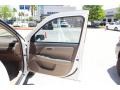 Super White - Camry LE Photo No. 17