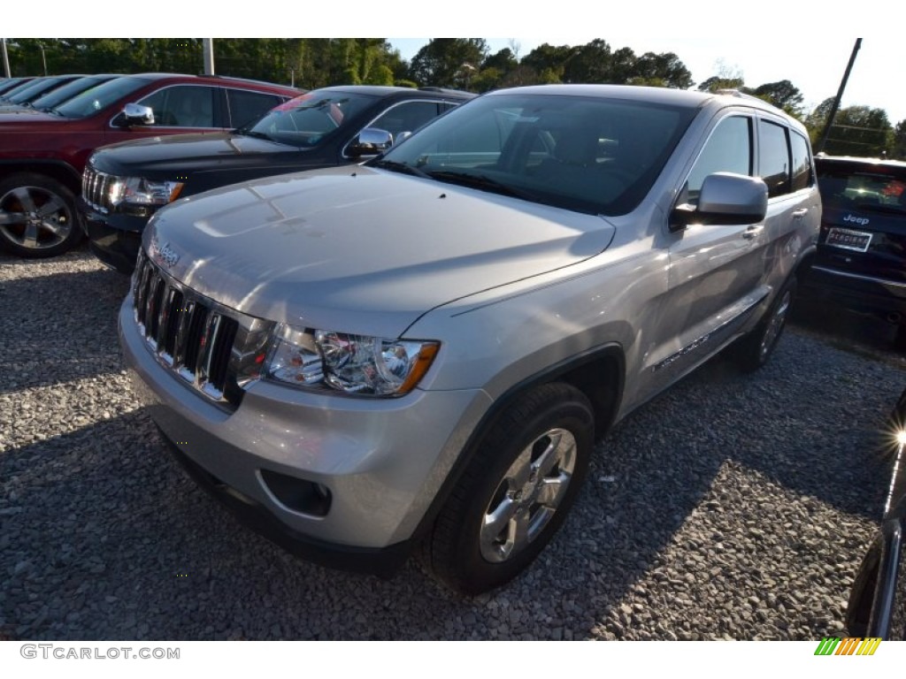 2013 Grand Cherokee Laredo - Bright Silver Metallic / Dark Graystone/Medium Graystone photo #1