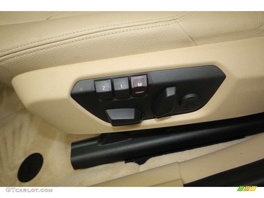 2012 BMW 3 Series 328i Sedan Controls Photo #80710057