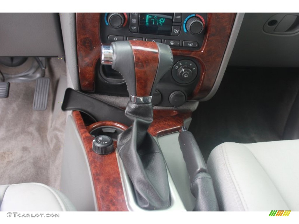 2005 GMC Envoy XL SLT Transmission Photos