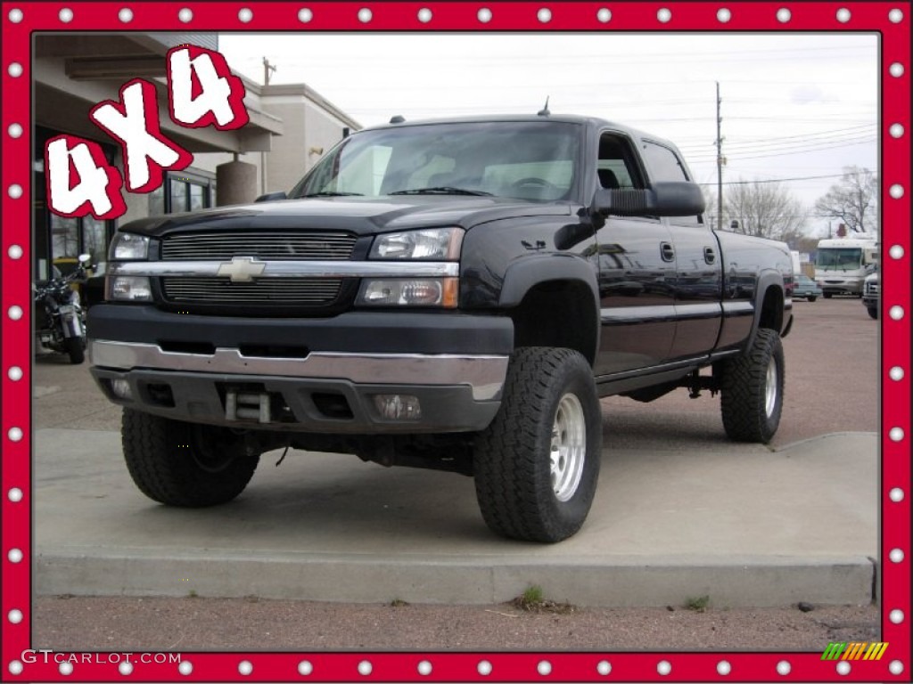 2004 Silverado 2500HD LT Crew Cab 4x4 - Black / Dark Charcoal photo #1