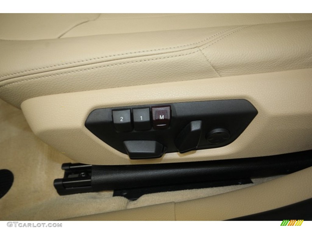 2012 BMW 3 Series 328i Sedan Controls Photo #80712160