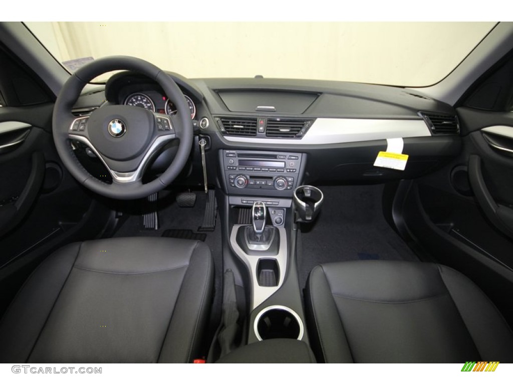 2014 BMW X1 sDrive28i Black Dashboard Photo #80714677