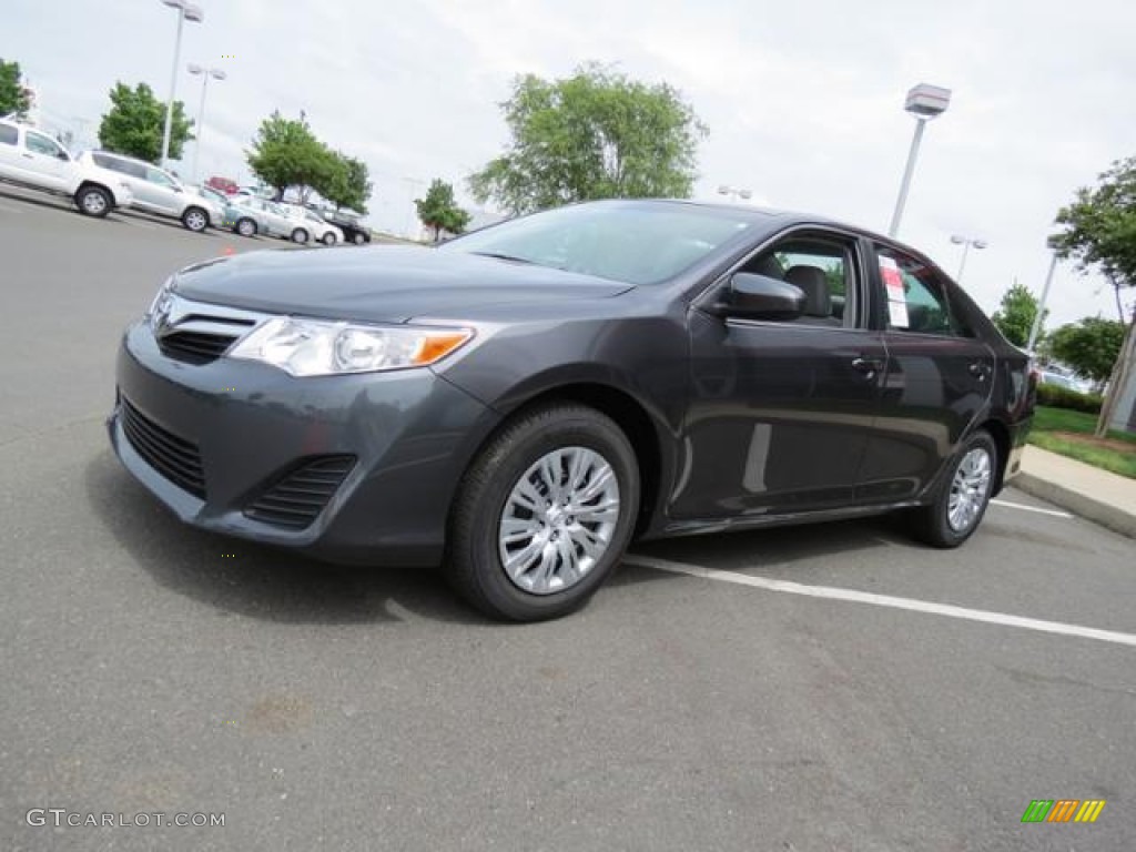 2013 Camry LE - Magnetic Gray Metallic / Ash photo #3